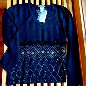 New Alberto Makali Black V-Neck Sweater with decorative accents Large gorgeous!
